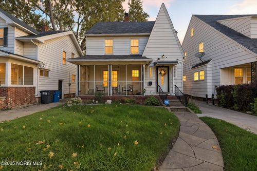 1942 Wellesley Drive, Toledo, OH, 43606 | Card Image