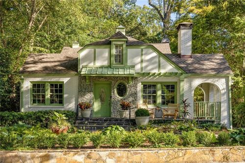 676 Cumberland Cir Ne, Atlanta, GA, 30306-3274 | Card Image