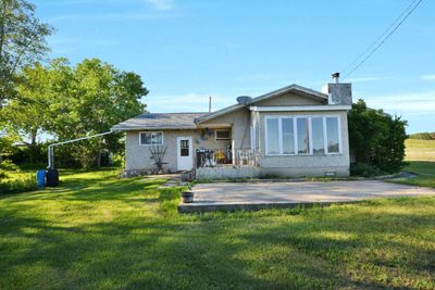 35180 Highway 21, House detached with 3 bedrooms, 1 bathrooms and null parking in Red Deer County AB | Image 1