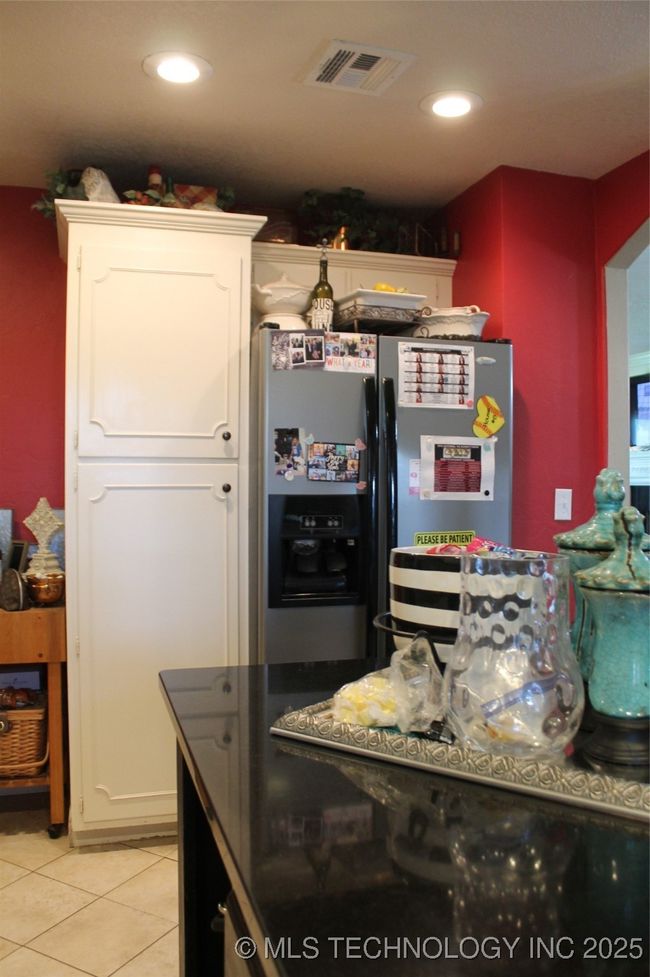 607 Garden Ln, House other with 3 bedrooms, 3 bathrooms and null parking in McAlester OK | Image 13