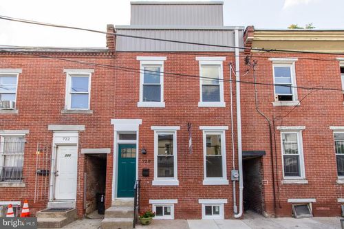 720 S Chadwick St, PHILADELPHIA, PA, 19146-2011 | Card Image