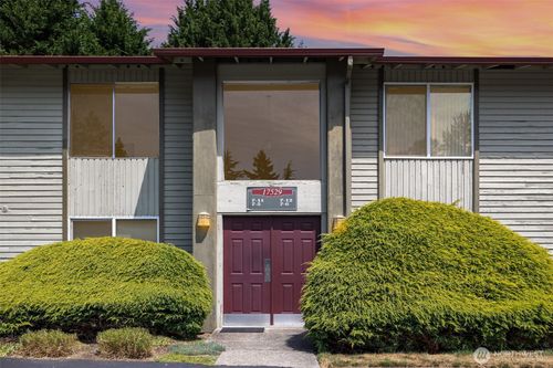 unit-7-6-17529 151st Ave Se, Renton, WA, 98058-8793 | Card Image