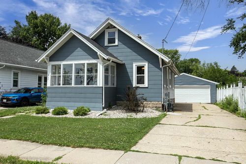 507 Elm Street, NEENAH, WI, 54956 | Card Image