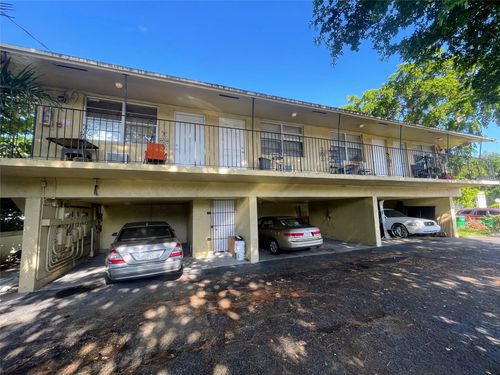 2800 W Sunrise Blvd, Fort Lauderdale, FL, 33311-5633 | Card Image