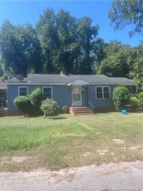 104 E Cottingham St, Maxton, NC, 28364-1934 | Card Image