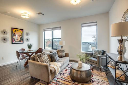 apt-407-1900 12th Ave S, Nashville, TN, 37203-5486 | Card Image
