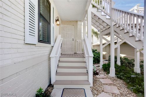 102n-542 10th Ave S, NAPLES, FL, 34102-7102 | Card Image