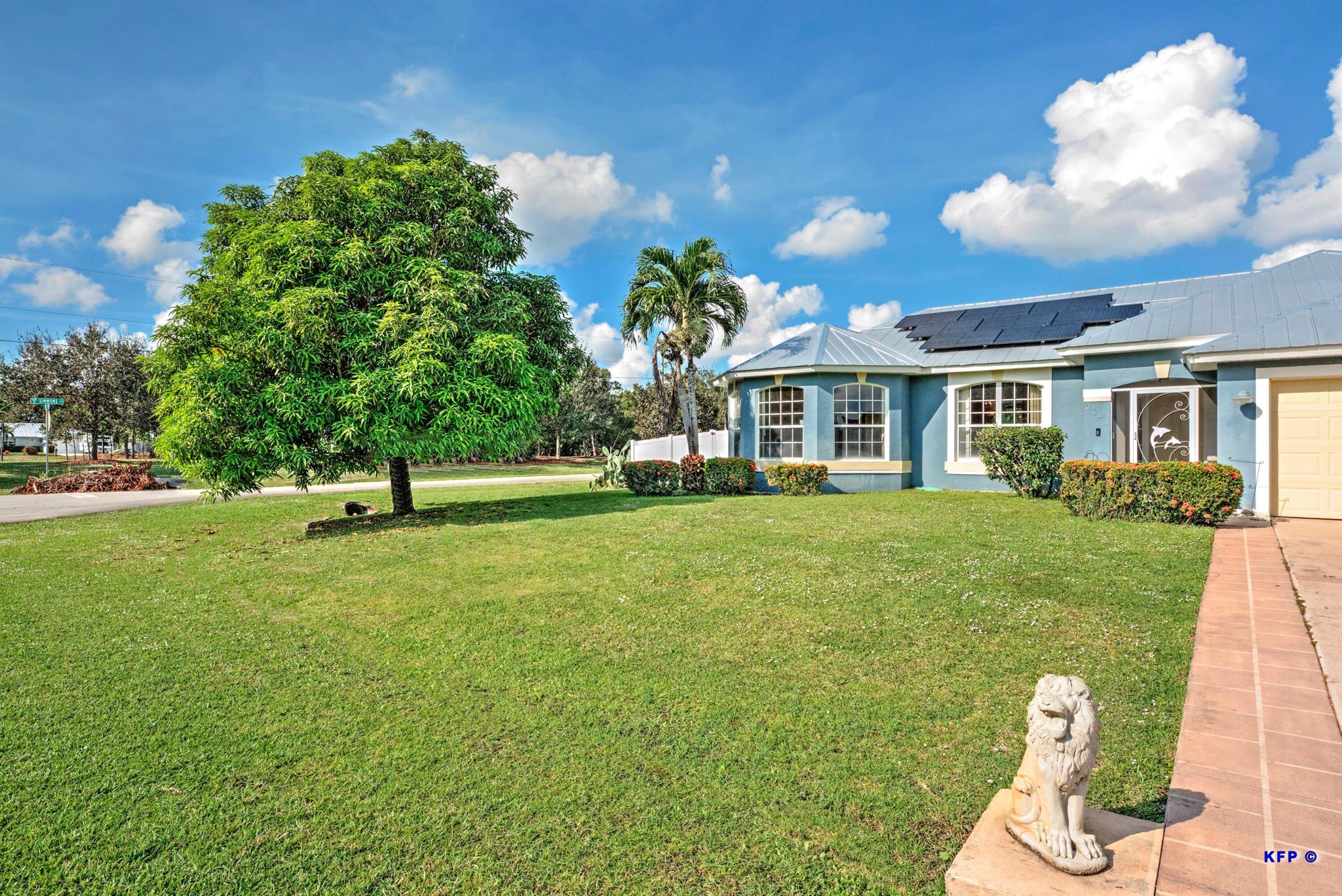 Tracy Ave, Port Saint Lucie, FL 34952