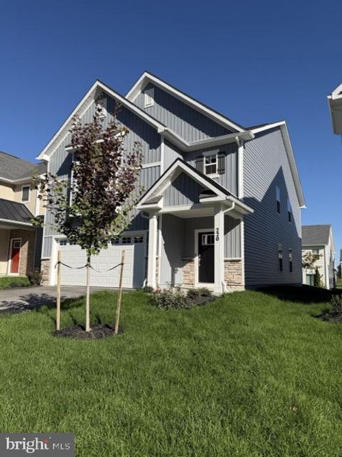 220 Munsee Cir, WINCHESTER, VA, 22602-7948 | Card Image