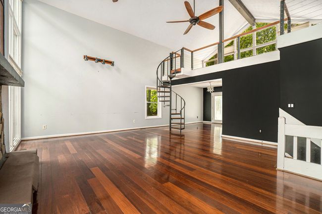 1213 Laurel Cliff Dr Se, House other with 4 bedrooms, 3 bathrooms and 3 parking in SMYRNA GA | Image 6