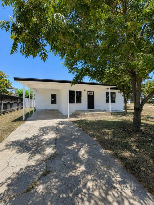 312 E 41st St, San Angelo, TX, 76903-1722 | Card Image