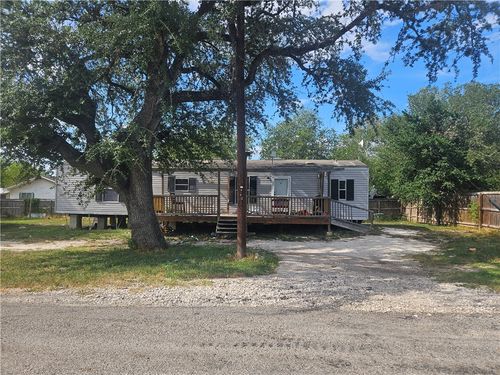 421 Walton St, Pettus, TX, 78146 | Card Image