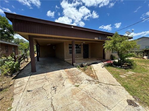 2204 Newport St, McAllen, TX, 78501-7251 | Card Image