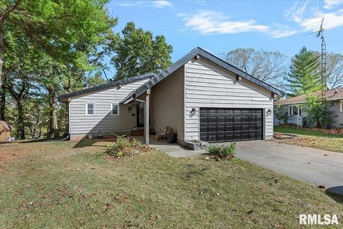 12 Quail Ln, Jacksonville, IL, 62650-6801 | Card Image