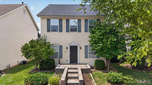 821 Waler Dr, Lake St Louis, MO, 63367-4886 | Card Image