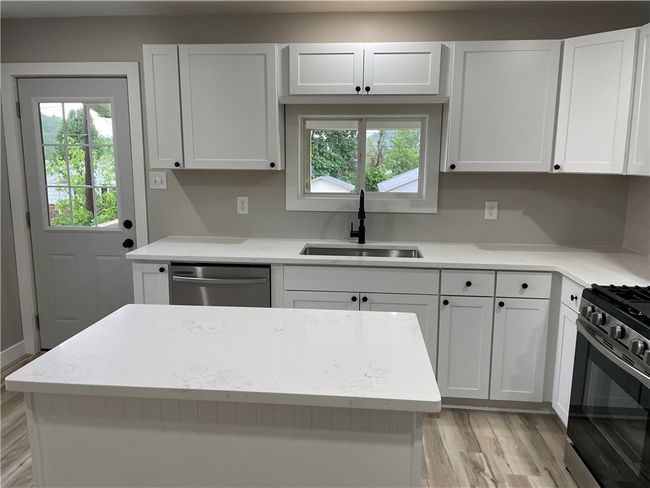 1215 Main St, House other with 3 bedrooms, 2 bathrooms and 4 parking in Bentleyville PA | Image 8