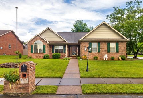 9040 Clear Creek Dr, Evansville, IN, 47711-1075 | Card Image