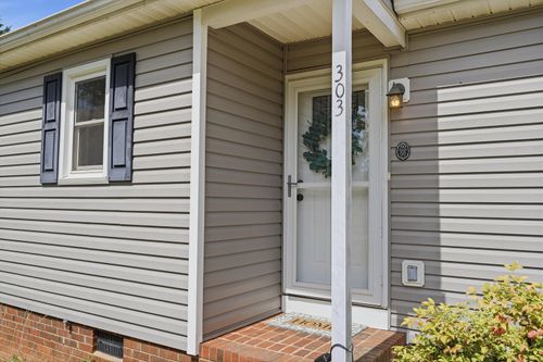 303 Jamie Court, Boiling Springs, SC, 29316 | Card Image