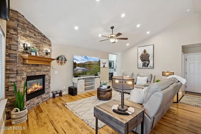 294 Willow Ct, House other with 5 bedrooms, 4 bathrooms and null parking in Francis UT | Image 13