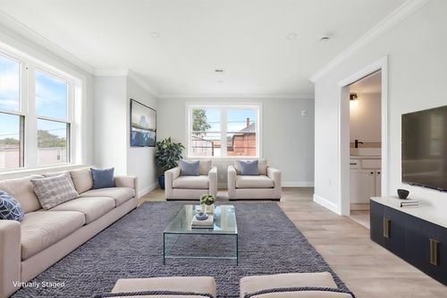3-161 Sumner St, Quincy, MA, 02169-7096 | Card Image