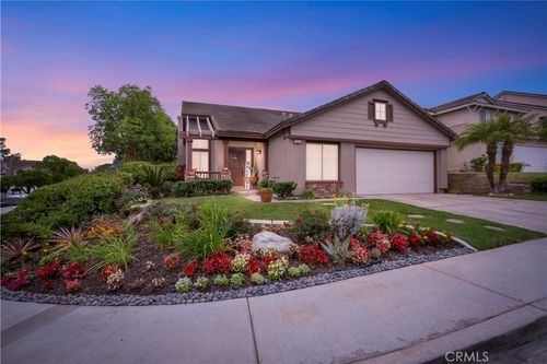 2068 Atherton Cir, Corona, CA, 92879-8547 | Card Image