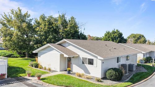 20-4203 W Kennewick Ave, Kennewick, WA, 99336-2892 | Card Image