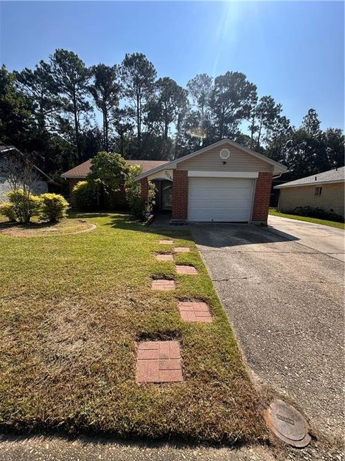 304 Almond Creek Rd, Slidell, LA, 70461-3302 | Card Image