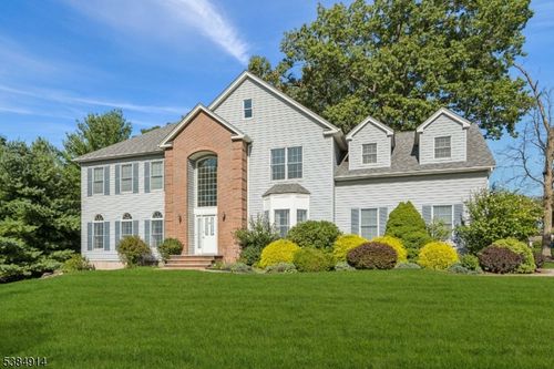 3 Ethel Ct, Bridgewater, NJ, 08807-5523 | Card Image