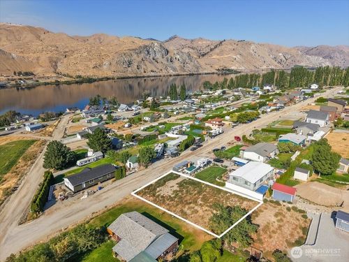 204 Willow View Dr, Orondo, WA, 98843-9628 | Card Image