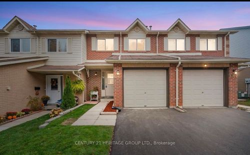 607 Gibney Cres, Newmarket, ON, L3X1Y3 | Card Image