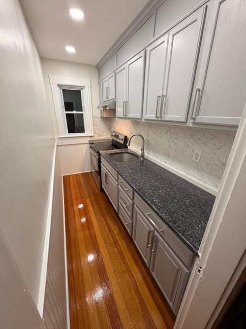 2-10 Elsmere Ave, Methuen, MA, 01844-2922 | Card Image