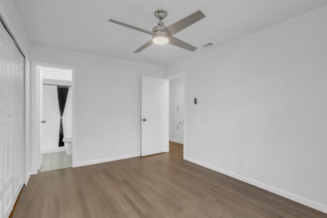 2512 Leta Way, House other with 3 bedrooms, 2 bathrooms and null parking in Mesquite TX | Image 22