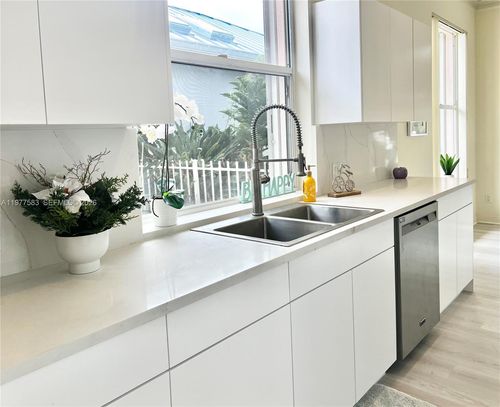 7625 Se Bay Cedar Cir, Hobe Sound, FL, 33455-7834 | Card Image