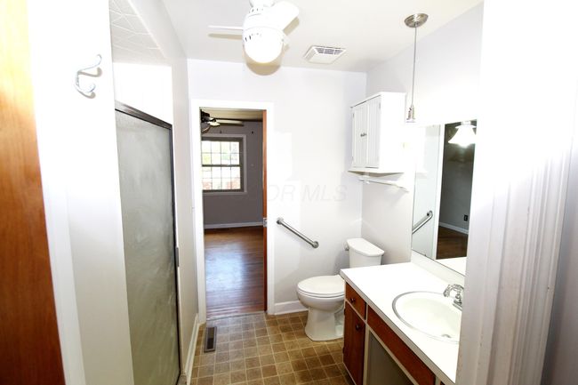 4775 - 4777 Nugent Dr, Home with 2 bedrooms, 2 bathrooms and null parking in Upper Arlington OH | Image 15