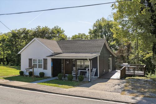 114 Falmouth St, Williamstown, KY, 41097-1206 | Card Image