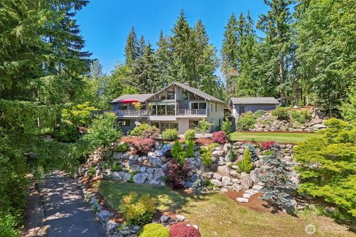 26414 Se 172nd St, Issaquah, WA, 98027-6962 | Card Image
