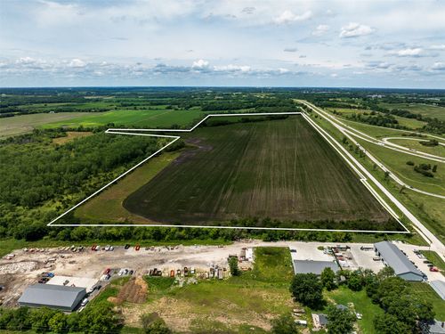000 County Line Rd, Carlisle, IA, 50047 | Card Image