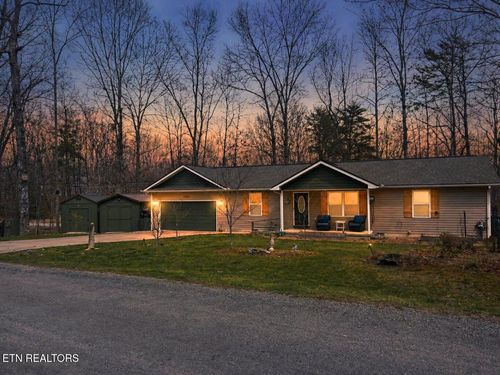6610 Topez Dr, Crossville, TN, 38572-3464 | Card Image
