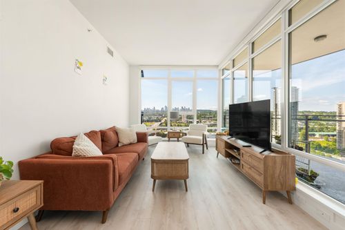 1808-2085 Skyline Crt, Burnaby, BC, V5C0M6 | Card Image