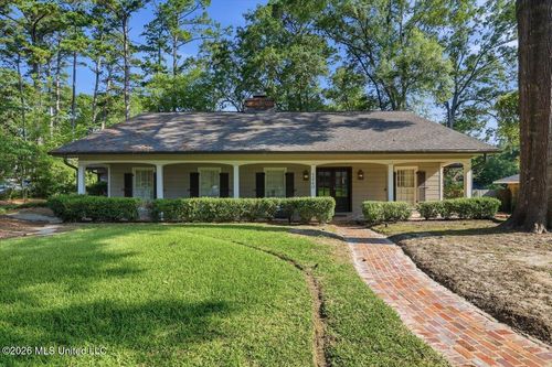5440 Saratoga Dr, Jackson, MS, 39211-4138 | Card Image