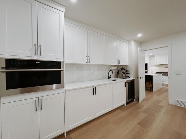 52 Patterson Cres Sw, House other with 5 bedrooms, 4 bathrooms and 4 parking in Calgary AB | Image 15