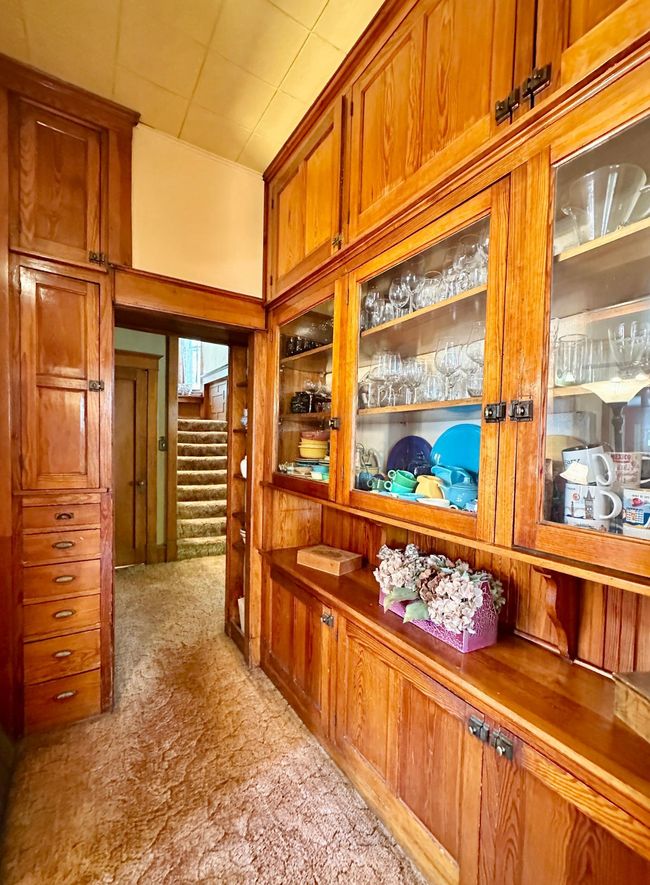 Large Pantry | Image 29
