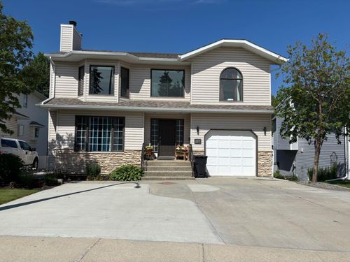 127 Clark Street, Hinton, AB, T7V1L6 | Card Image