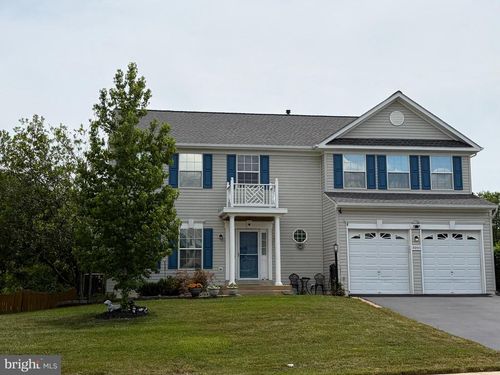 8905 Edmonston Dr, BRISTOW, VA, 20136-2114 | Card Image
