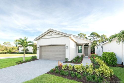 104 Se Strada Cervaro, Port Saint Lucie, FL, 34952-6200 | Card Image