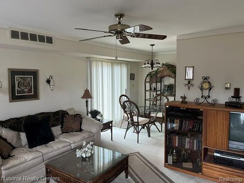 41292 N Woodbury Green Dr, Van Buren Twp, MI, 48111-3000 | Card Image