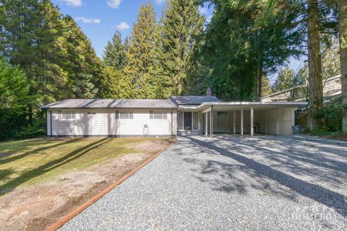 house-12687 23 Ave, Surrey, BC, V4A2C6 | Card Image