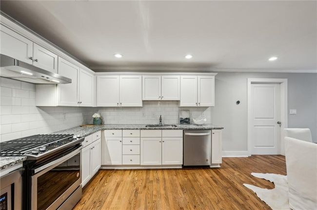 2201 Plantation Ln, House other with 3 bedrooms, 2 bathrooms and null parking in Chamblee GA | Image 17