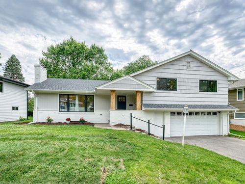 4909 Trillium Ln, Edina, MN, 55435-4017 | Card Image