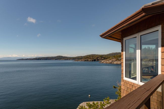 5285 Taylor Crescent, House other with 3 bedrooms, 2 bathrooms and 4 parking in Halfmoon Bay BC | Image 24